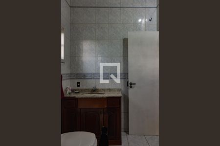 Casa à venda com 216m², 3 quartos e 2 vagasBanheiro da Suíte