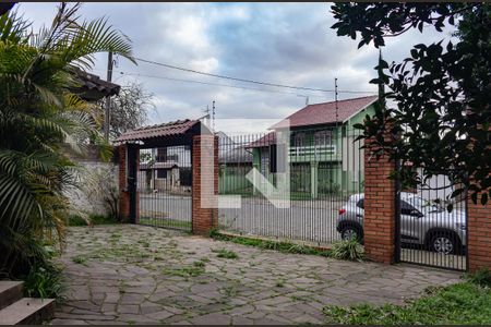 Casa à venda com 216m², 3 quartos e 2 vagasQuintal