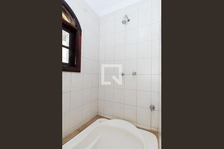 Casa à venda com 184m², 4 quartos e 2 vagasBanheiro da Suíte 2