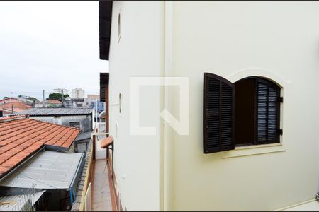 Casa à venda com 184m², 4 quartos e 2 vagasVista da Área de Serviço