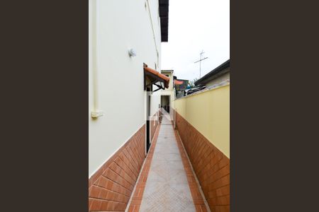 Casa à venda com 184m², 4 quartos e 2 vagasCorredor Lateral 