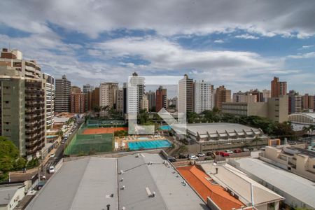 Vista da Suíte de apartamento à venda com 1 quarto, 45m² em Cambuí, Campinas
