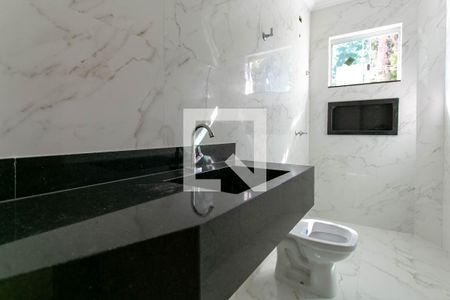 Casa à venda com 120m², 3 quartos e 3 vagasBanheiro Social