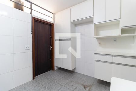 Casa à venda com 150m², 2 quartos e 2 vagasCozinha