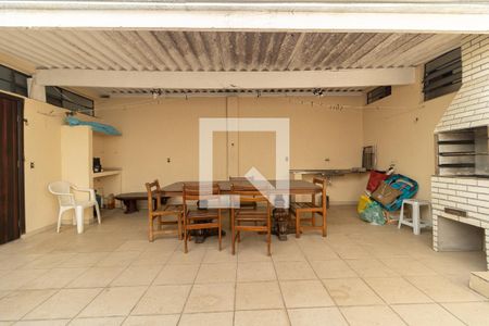 Casa à venda com 150m², 2 quartos e 2 vagasQuintal