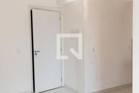 Sala de apartamento à venda com 2 quartos, 44m² em Del Castilho, Rio de Janeiro