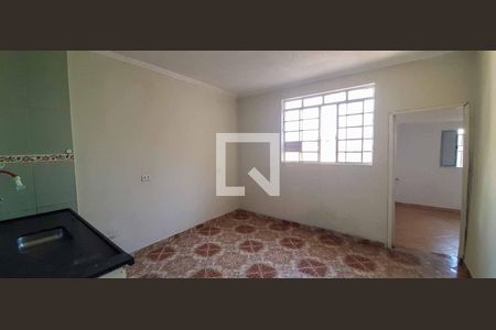 Casa à venda com 278m², 3 quartos e 4 vagas Casa à venda com 278m², 3 quartos e 4 vagasCozinha