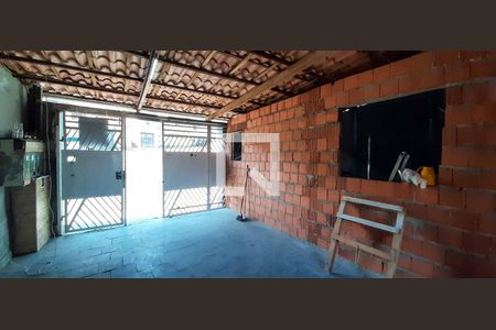 Casa à venda com 278m², 3 quartos e 4 vagas Casa à venda com 278m², 3 quartos e 4 vagasGaragem