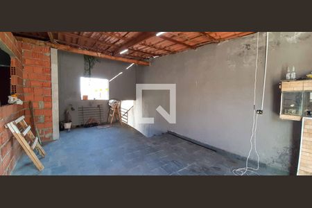 Casa à venda com 278m², 3 quartos e 4 vagas Casa à venda com 278m², 3 quartos e 4 vagasGaragem