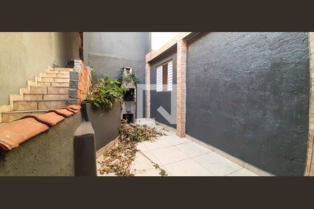 Casa à venda com 278m², 3 quartos e 4 vagas Casa à venda com 278m², 3 quartos e 4 vagasVista