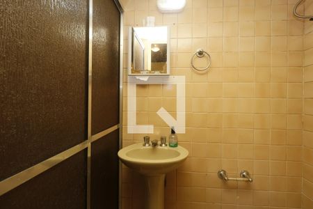 Casa à venda com 140m², 4 quartos e 2 vagasBanheiro da Suíte 4