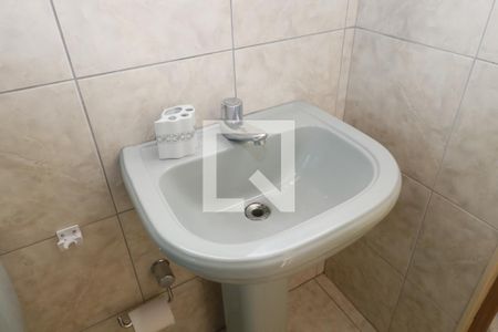 Casa à venda com 140m², 4 quartos e 2 vagasBanheiro da Suíte 3