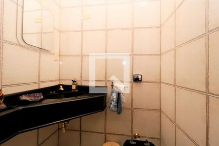 Casa à venda com 140m², 4 quartos e 2 vagasBanheiro