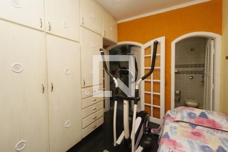 Casa à venda com 140m², 4 quartos e 2 vagasQuarto 2 - suíte