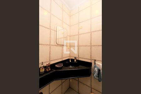 Casa à venda com 140m², 4 quartos e 2 vagasBanheiro