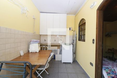 Casa à venda com 140m², 4 quartos e 2 vagasÁrea de Serviço