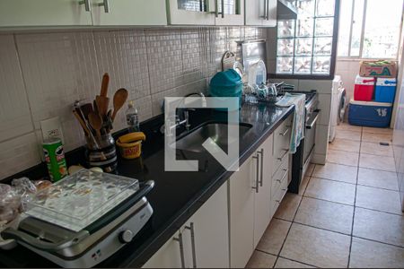Apartamento à venda com 74m², 2 quartos e 1 vagacozinha e area de serviço