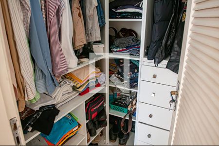 Apartamento à venda com 74m², 2 quartos e 1 vagaquarto 2 suite