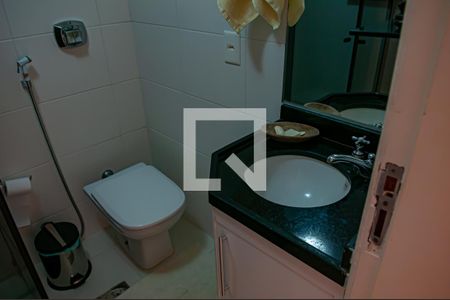 Apartamento à venda com 74m², 2 quartos e 1 vagabanheiro