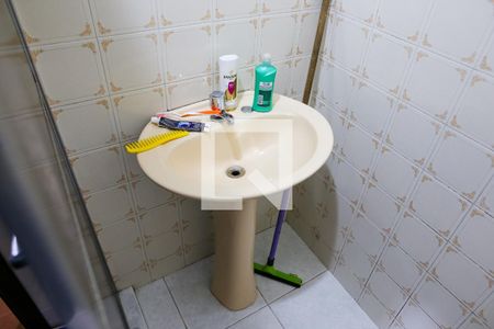 Casa à venda com 215m², 5 quartos e 2 vagasBanheiro do Fundo