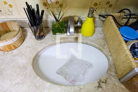 Casa à venda com 215m², 5 quartos e 2 vagasBanheiro Social