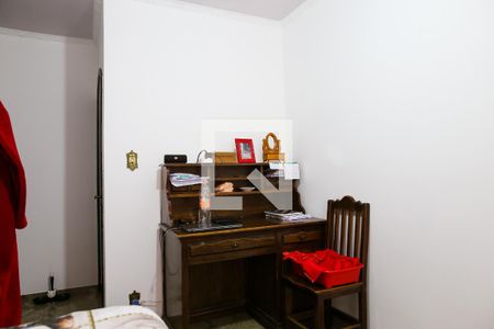 Casa à venda com 215m², 5 quartos e 2 vagasQuarto 3