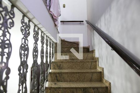 Acesso aos Quartos de casa à venda com 5 quartos, 215m² em Vila Curuca, Santo André