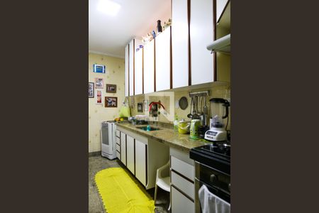 Casa à venda com 215m², 5 quartos e 2 vagasCozinha