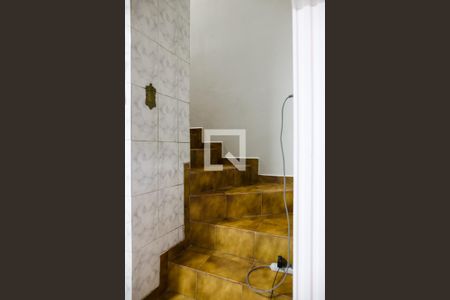 Casa à venda com 215m², 5 quartos e 2 vagasAcesso aos Quartos do Fundo