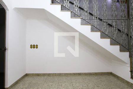 Casa à venda com 215m², 5 quartos e 2 vagasEscritorio