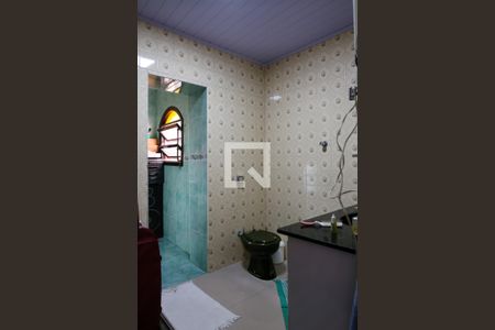 Casa à venda com 215m², 5 quartos e 2 vagasBanheiro da Suite