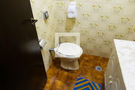 Casa à venda com 215m², 5 quartos e 2 vagasLavabo