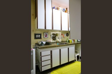 Casa à venda com 215m², 5 quartos e 2 vagasCozinha