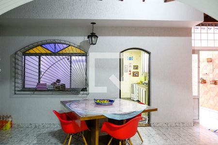 Casa à venda com 215m², 5 quartos e 2 vagasArea de Churrasqueira