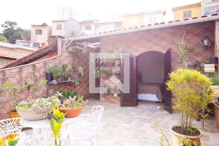 Casa à venda com 215m², 5 quartos e 2 vagasVaranda da Suite