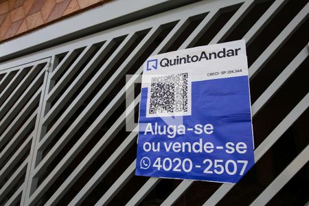 Casa à venda com 215m², 5 quartos e 2 vagasPlaquinha