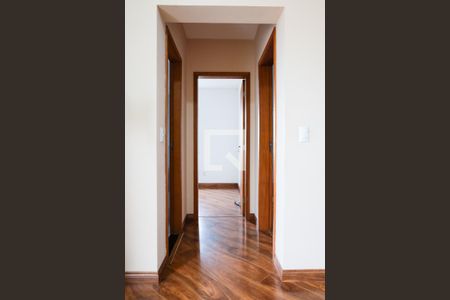 Corredor de apartamento à venda com 2 quartos, 56m² em Vila Príncipe de Gales, Santo André