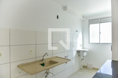 Apartamento à venda com 48m², 2 quartos e 1 vaga Apartamento à venda com 48m², 2 quartos e 1 vagaCozinha e Área de Serviço