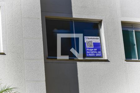 Apartamento à venda com 48m², 2 quartos e 1 vaga Apartamento à venda com 48m², 2 quartos e 1 vagaPlaquinha QA na janela