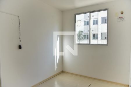 Suíte de apartamento à venda com 2 quartos, 48m² em Rubem Berta, Porto Alegre