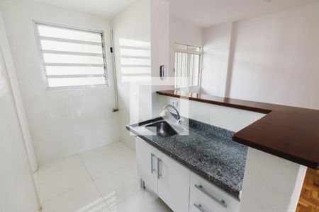 Apartamento à venda com 52m², 2 quartos e sem vaga Apartamento à venda com 52m², 2 quartos e sem vagaBanheiro