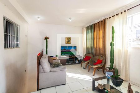 Sala de casa à venda com 3 quartos, 210m² em Vila Tolstoi, São Paulo