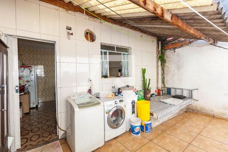 Casa à venda com 210m², 3 quartos e 4 vagasQuintal/Lavanderia