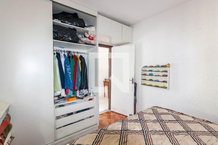 Quarto 2 de casa à venda com 3 quartos, 210m² em Vila Tolstoi, São Paulo