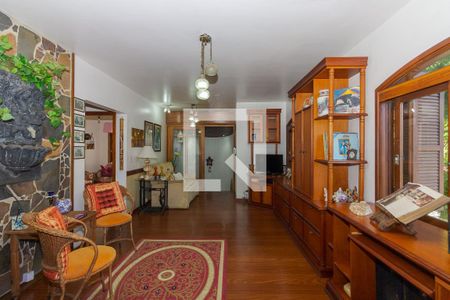 Casa à venda com 350m², 4 quartos e 3 vagas Casa à venda com 350m², 4 quartos e 3 vagasSala de Estar superior