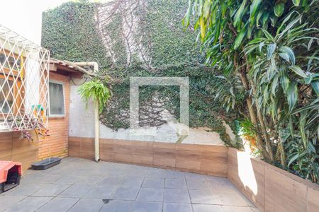 Casa à venda com 350m², 4 quartos e 3 vagas Casa à venda com 350m², 4 quartos e 3 vagasÁrea Externa