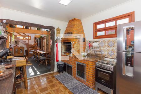 Casa à venda com 350m², 4 quartos e 3 vagas Casa à venda com 350m², 4 quartos e 3 vagasCozinha 2