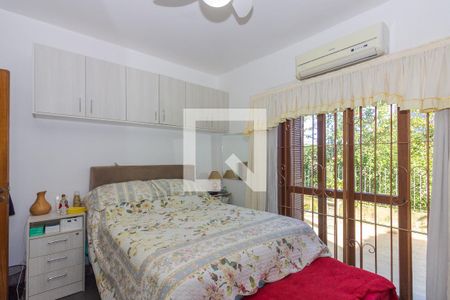 Casa à venda com 350m², 4 quartos e 3 vagas Casa à venda com 350m², 4 quartos e 3 vagasQuarto Suíte