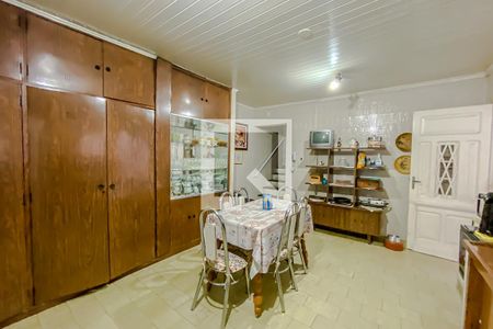 Casa à venda com 250m², 3 quartos e 7 vagasCozinha