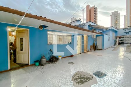 Casa à venda com 250m², 3 quartos e 7 vagasQuintal